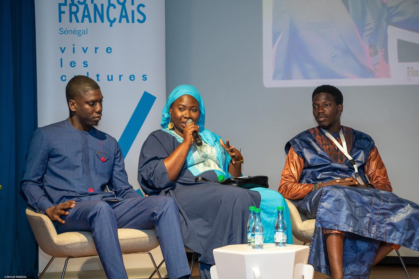 Intervenants réunis pendant le panel sur la communication digitale